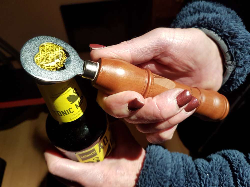 Bottle opener "Recorder